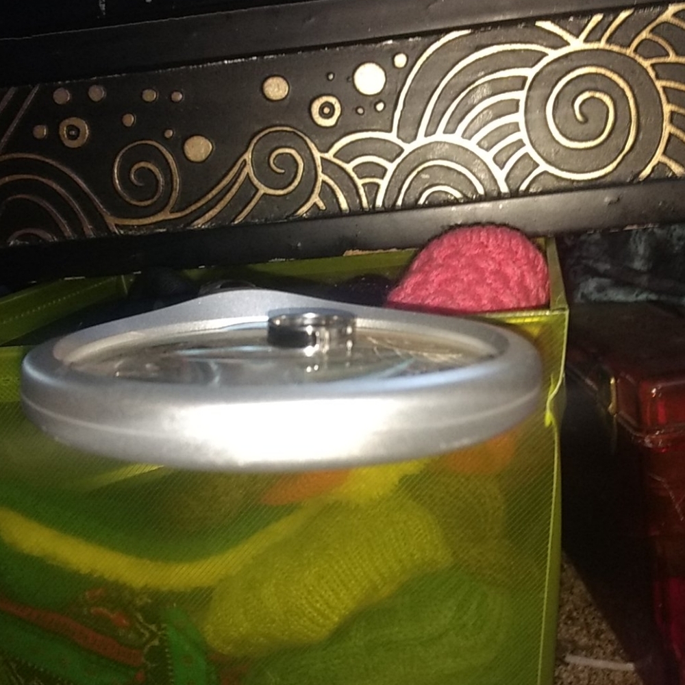 Ring - Picture 2 of 4